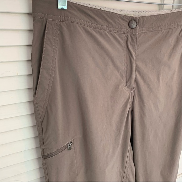 L.L.Bean Women’s Size 12 Comfort Trail Pants Ash Brown Mid-Rise Straight-Leg - Picture 2 of 16
